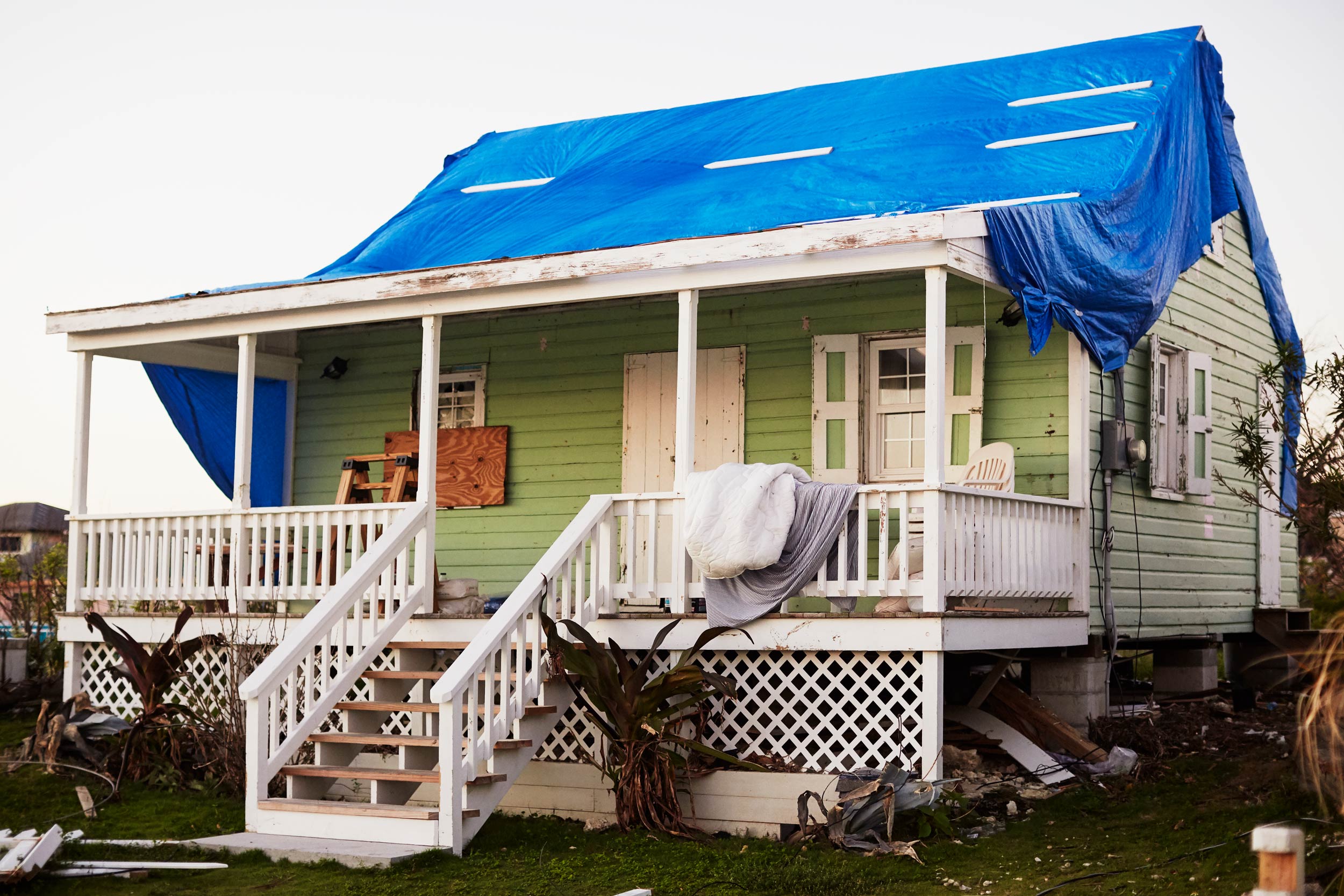 15-H911-BAHAMAS-HOUSE-DESTROYED-2