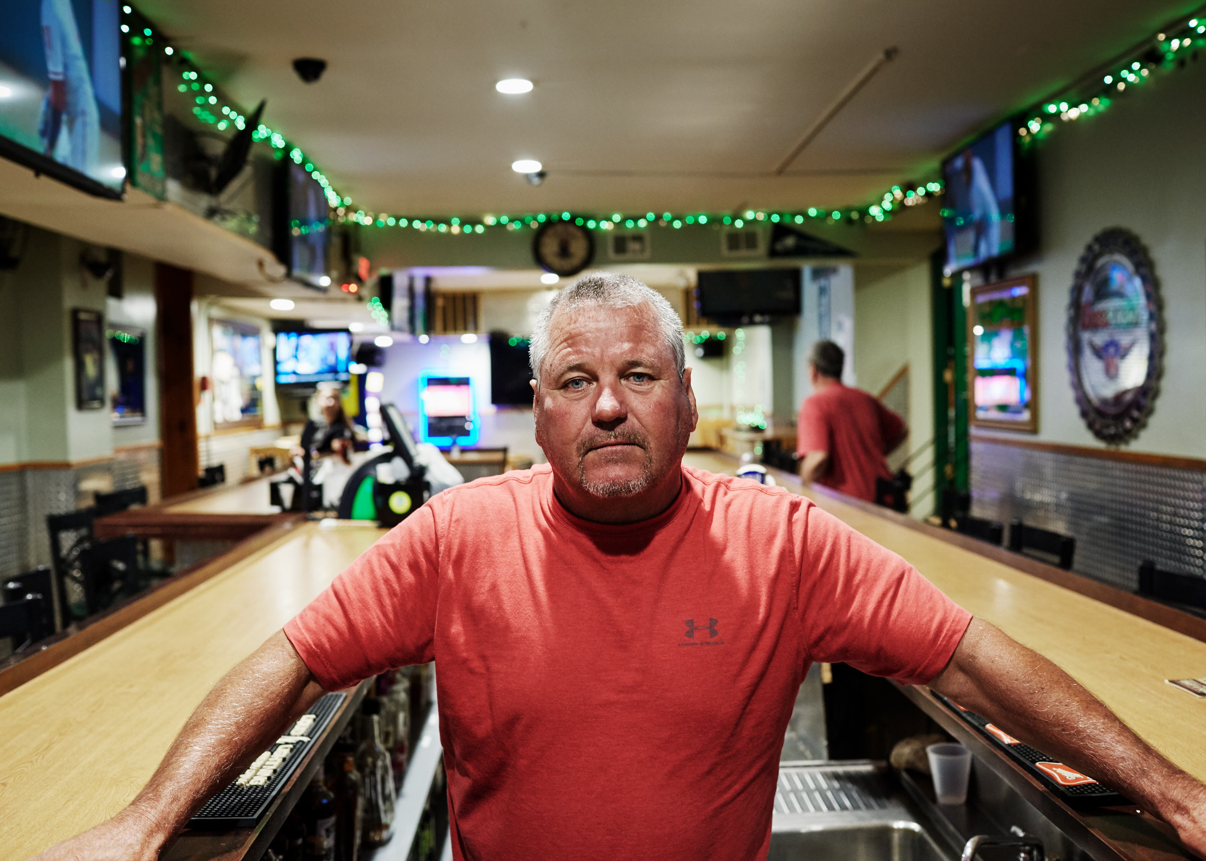 18-BOOOK-1-BAR-DUDE-2